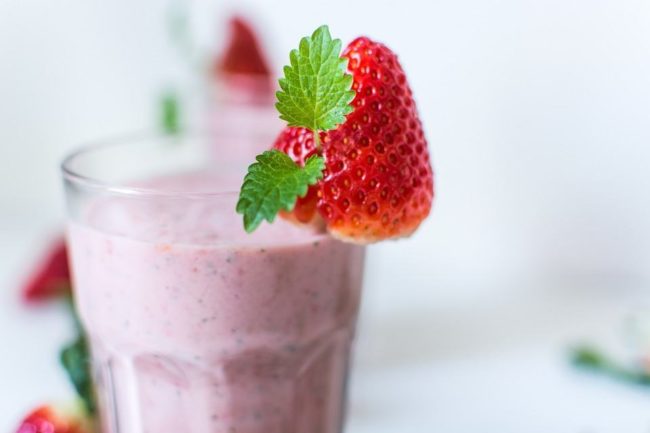 Coconut-Strawberry Smoothie coconut-strawberry-smoothie