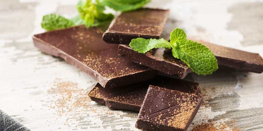 Chocolate peppermint fat bombs with nutrition key Chocolate peppermint fat bombs