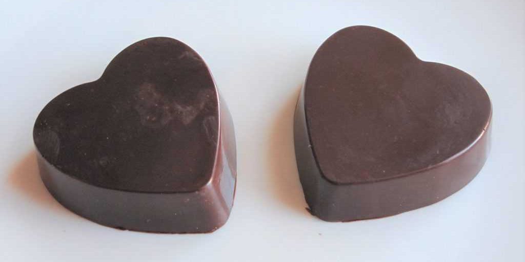 Dark Chocolate Hazelnut Hearts with Nutrition Key1 Dark Chocolate Hazelnut Hearts